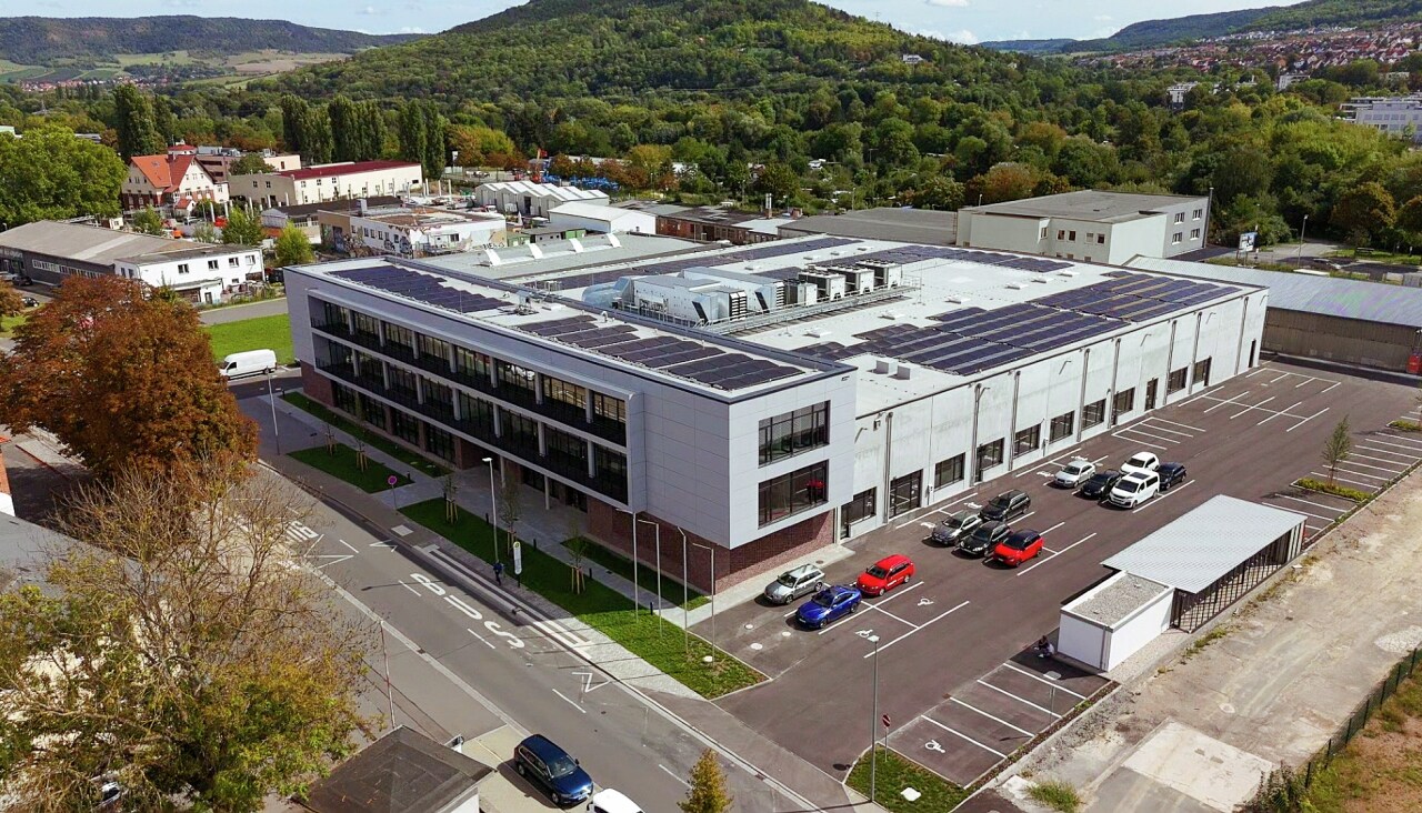 Image alt text (optional)