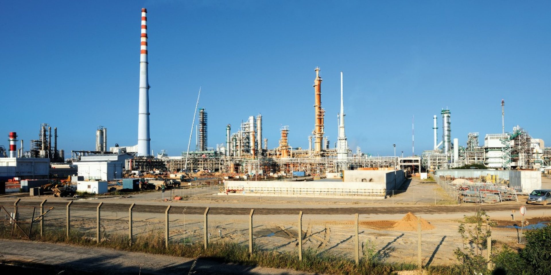 fastening on steel in corrosive environments