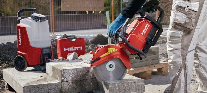 DSH 700-22 Battery cut-off saw (rear handle) Rear-handle battery-powered cut-off saw for concrete, metal and masonry (Nuron battery platform) Applications 1