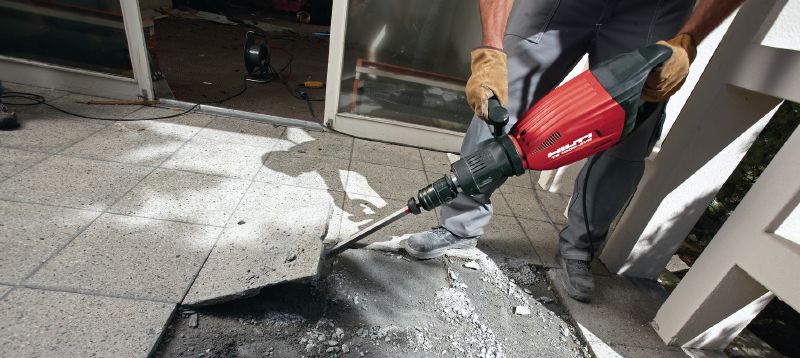 TE-S TI Tile chisels Self-sharpening TE-S tile chisels for scraping away surface materials Applications 1