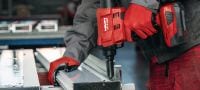 RT 6-A22 Cordless rivet tool 22V cordless rivet tool powered by Li-ion batteries for installation jobs and industrial production using rivets up to 3/16 in diameter (up to 13/64 for aluminum rivets) Applications 6