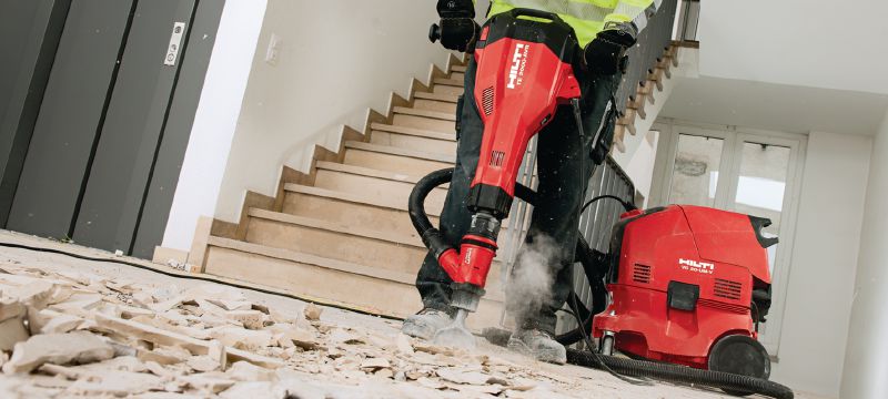 TE 2000-AVR TE-S electric jackhammer Powerful and extremely light TE-S breaker for concrete and demolition work Applications 1