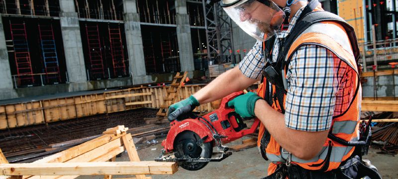 SC 30WL-22 Cordless worm drive-style saw Cordless worm drive-style saw with brushless motor for precise, heavy-duty cuts up to 2-3/8 depth using 7-1/4” blades (Nuron battery platform) Applications 1