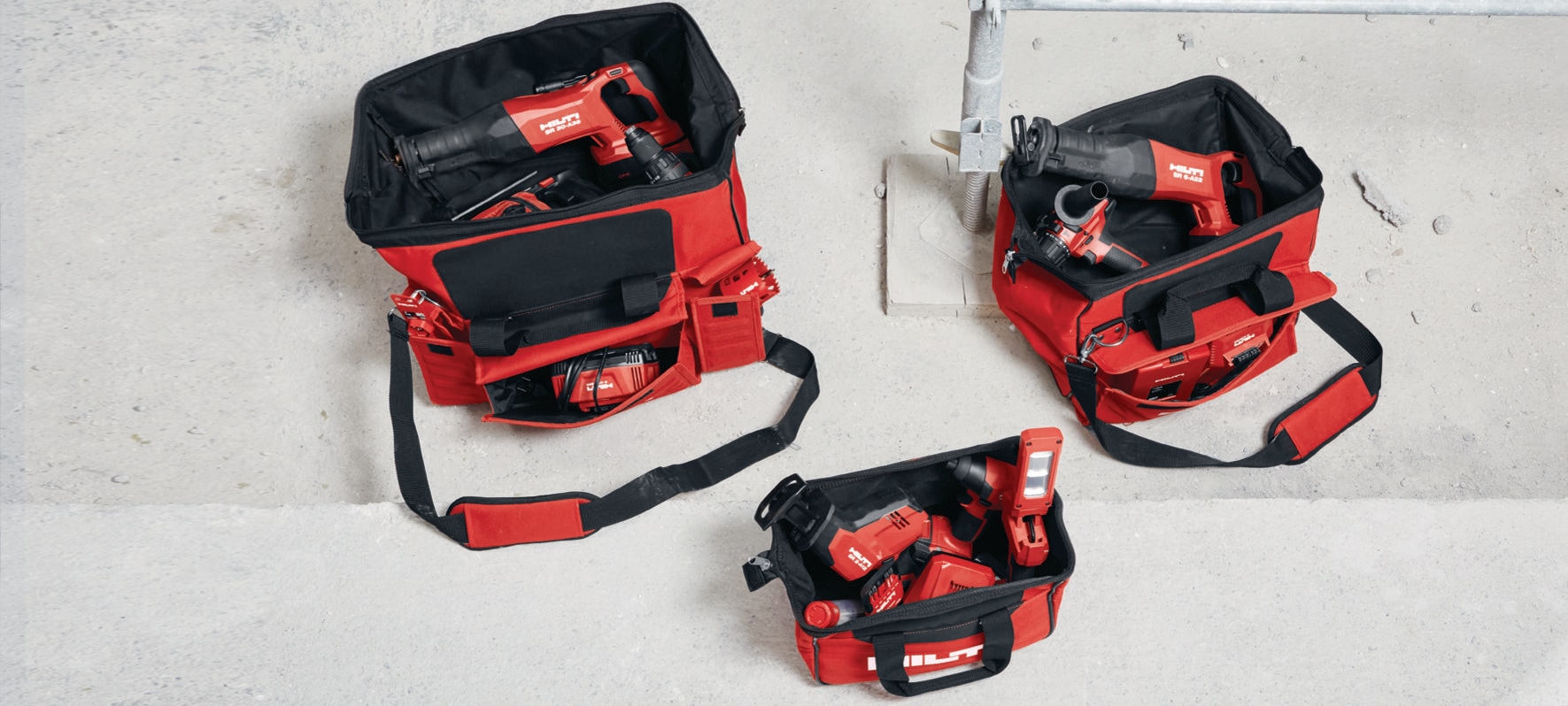 Hilti 3482502 SCW 18-A CPC 18-volt Cordless Circular Saw with Tool Bag -  Power Milling Machines - Amazon.com