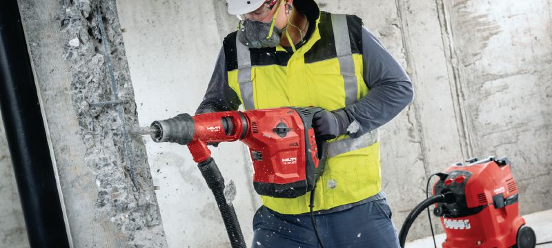 TE 70-ATC/AVR Rotary hammer Very powerful SDS Max (TE-Y) rotary hammer for heavy-duty drilling and chiseling in concrete Applications 1