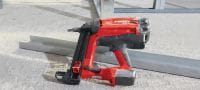 GX 2 Gas-actuated fastening tool Short-stroke gas nailer for drywall track Applications 5