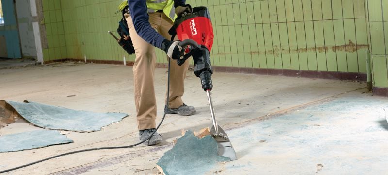 TE 1000-AVR Concrete breaker Versatile breaker for demolishing or chiseling floors and occasional wall applications (with universal power cord) Applications 1