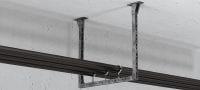 MT-C-Q1 FL OC Pre-assembled corner angle Angle bracket with pre-assembled Fast-Lock nut and bolt for assembling light-duty strut channel structures, for outdoor use with low pollution Applications 1