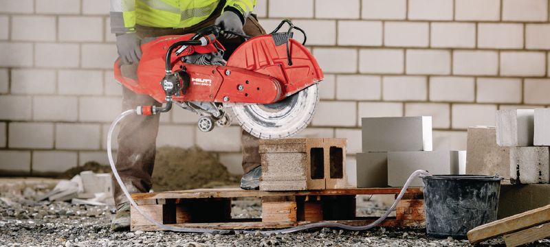 DSH 700-X Gas cut-off saw Versatile rear-handle 70 cc gas saw with auto-choke – cutting depth up to 5 with a 14 blade Applications 1