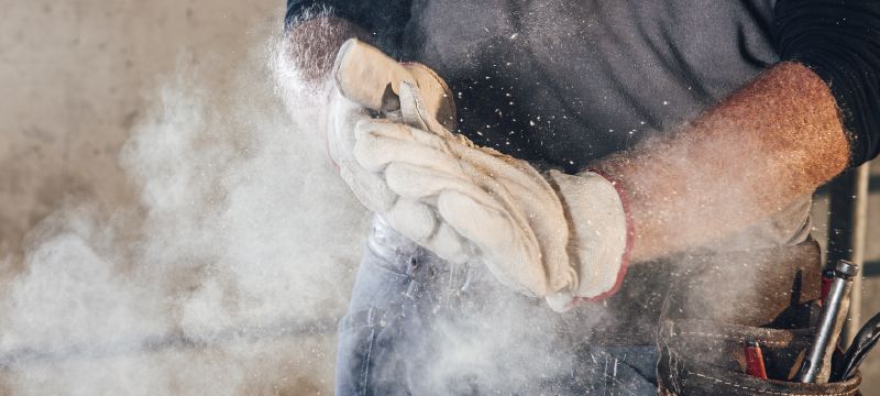 Silica dust safety awareness training Online silica dust safety training with practical knowledge about long- and short-term risks, preventative measures, and certificate for course completion
