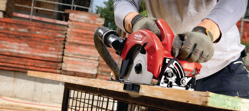 WSC 7.25-S Circular saw Circular saw for heavy-duty straight cuts up to 2-3/8 depth with a 7.25 blade Applications 1