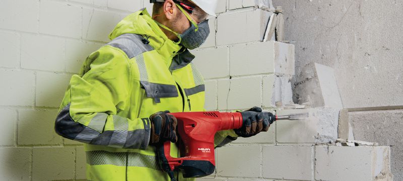 TE 500 SDS-Max chipping hammer Robust SDS Max (TE-Y) demolition hammer for light-duty chiseling in concrete and masonry Applications 1