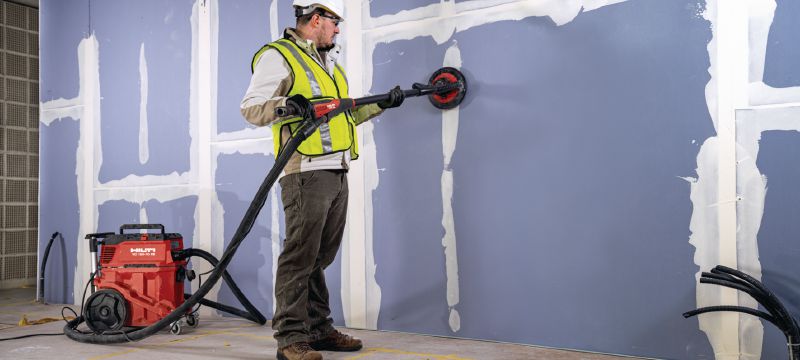 DWS 225 Long-neck sander Long-neck random orbital drywall sander with variable-speed brushless motor and dust extraction (supplied with bag and extension pole) Applications 1