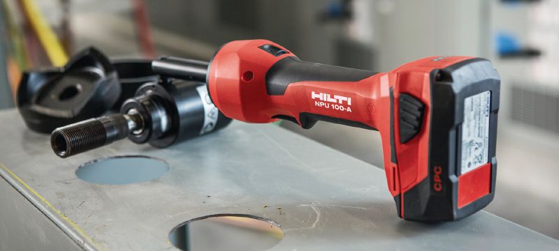 NPU 100-A Cordless knockout punch Compact and versatile cordless knockout tool to punch conduit size holes Applications 1