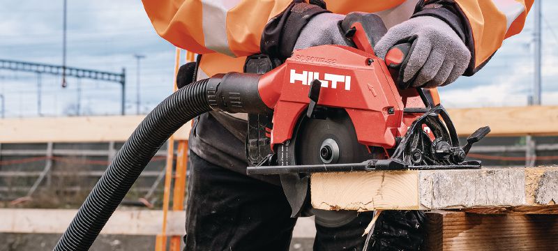 SC 30WR-22 Cordless circular saw Cordless circular saw with pre-mounted 190 mm | 7-1/4” blade, for precise cuts up to 70 mm│2-3/4 in wood and wood-based panels (Nuron battery platform) Applications 1