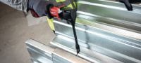 SPN 6-A22 Cordless nibbler Agile and versatile cordless nibbler for freeform cuts in virtually any corrugated and trapezoidal metal sheeting, as well as C, L and U profiles up to 2.0 mm (14 Gauge) thickness Applications 3
