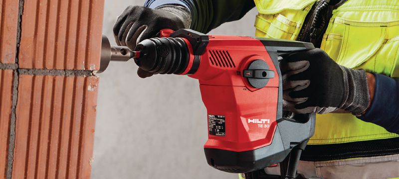 TE 30 Rotary hammer Powerful SDS Plus (TE-C) rotary hammer for heavy-duty concrete drilling Applications 1